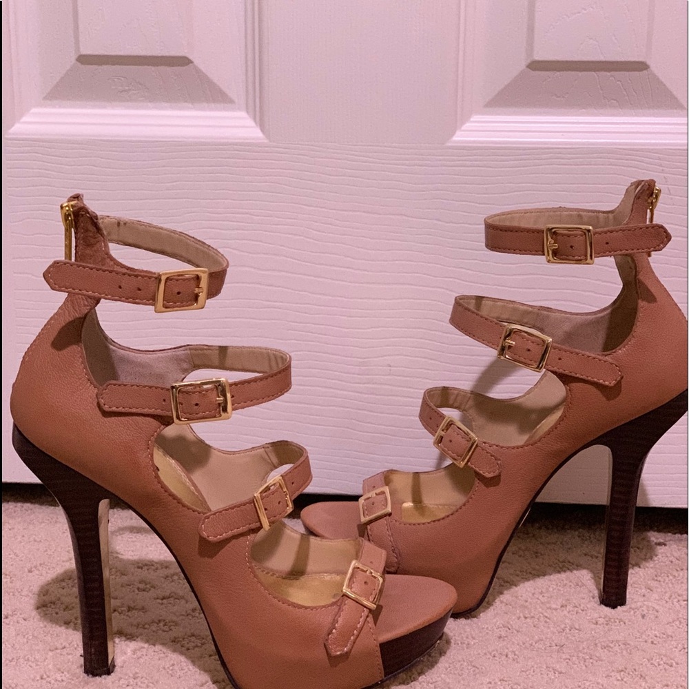Bebe Platform heel